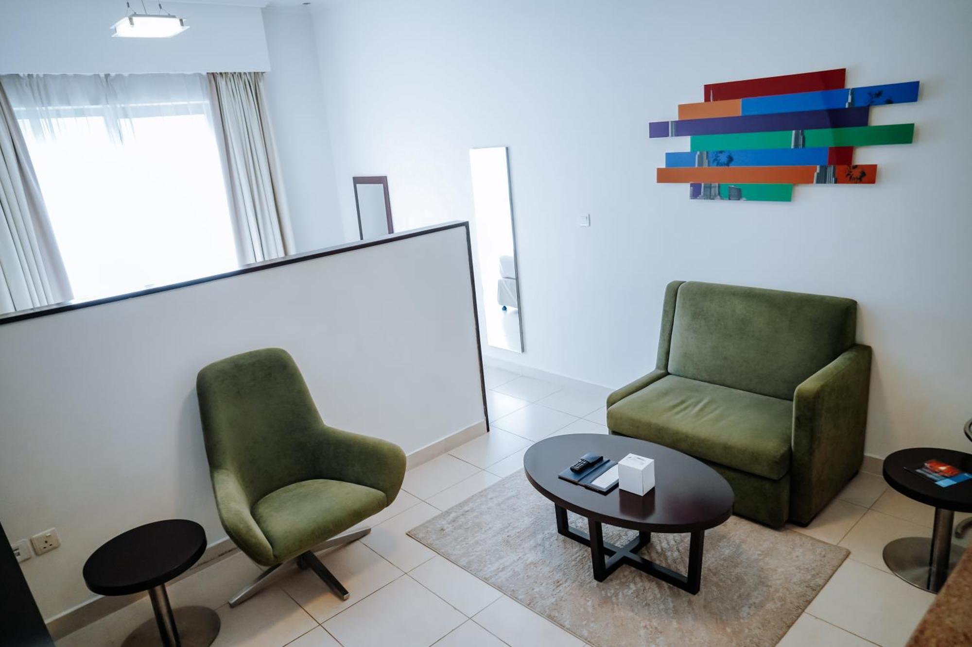 Aparthotel Mena Albarsha At The Mall